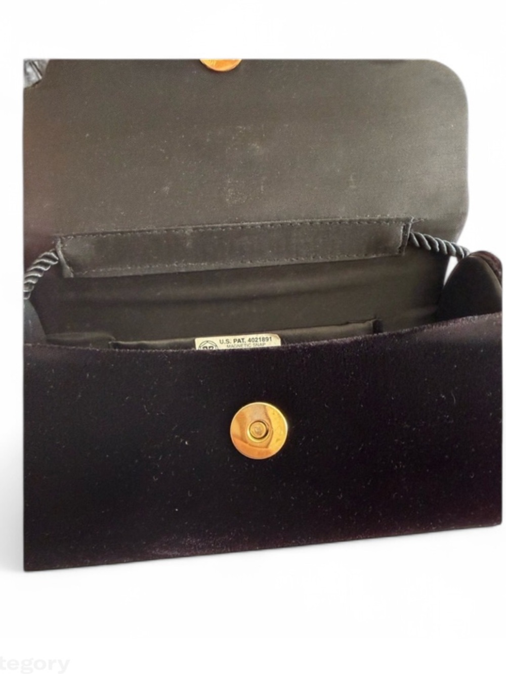BagsElegant Black and Gold Beaded Clutch - Picture 6 of 8